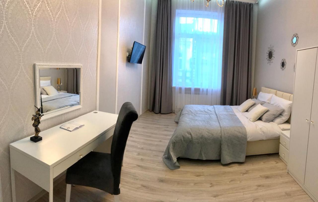 Apartament Mickiewicza - Pkp Station แชมิตช์ ภายนอก รูปภาพ